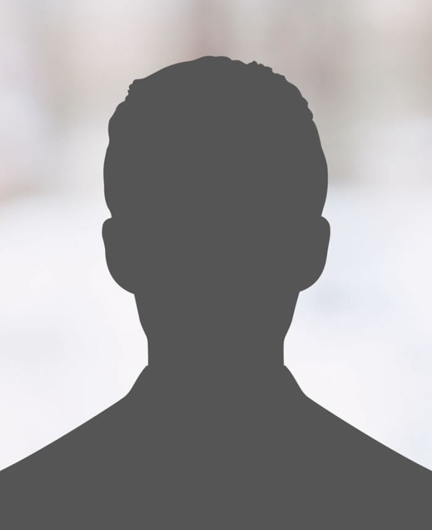 Platzhalterbild für einen männlichen Mitarbeiter